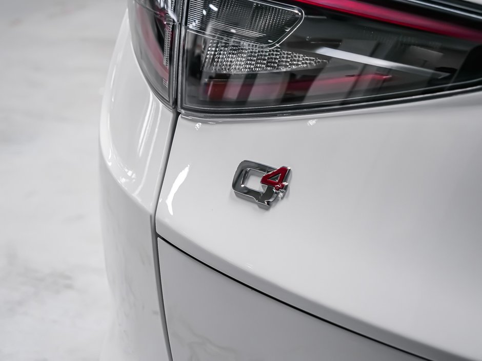 2026 Alfa Romeo Stelvio Core-25