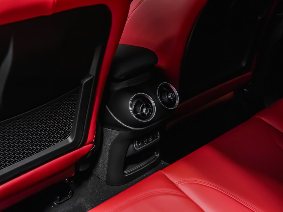 2026 Alfa Romeo Stelvio Core-20
