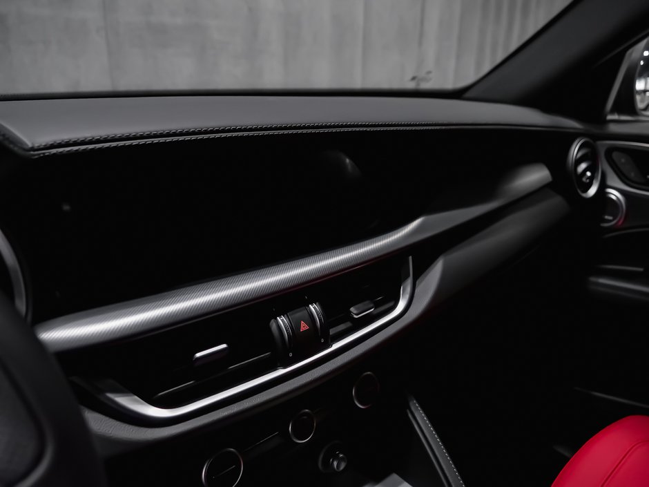 Alfa Romeo Stelvio Core 2026-12