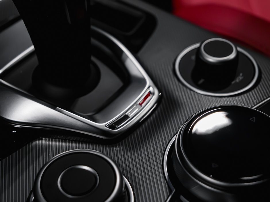 Alfa Romeo Stelvio Core 2026-13