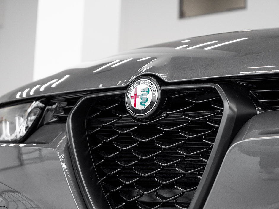 Alfa Romeo TONALE PHEV VELOCE 2024-4