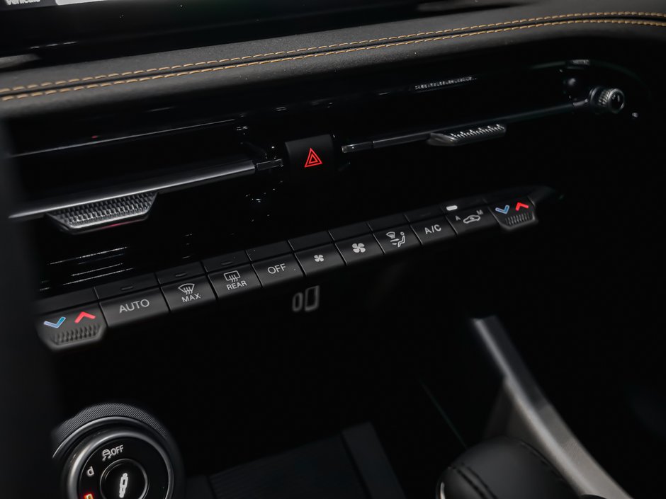 Alfa Romeo Tonale PHEV TONALE 2025-16