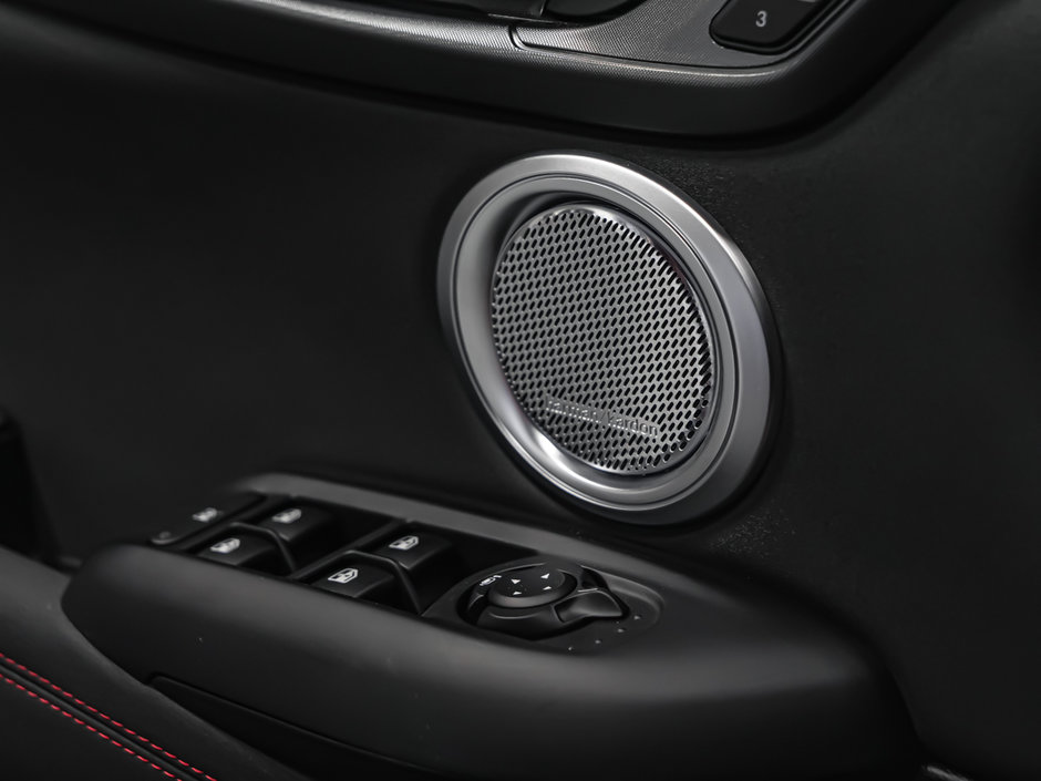 2025 Alfa Romeo TONALE PHEV TRIBUTO-24