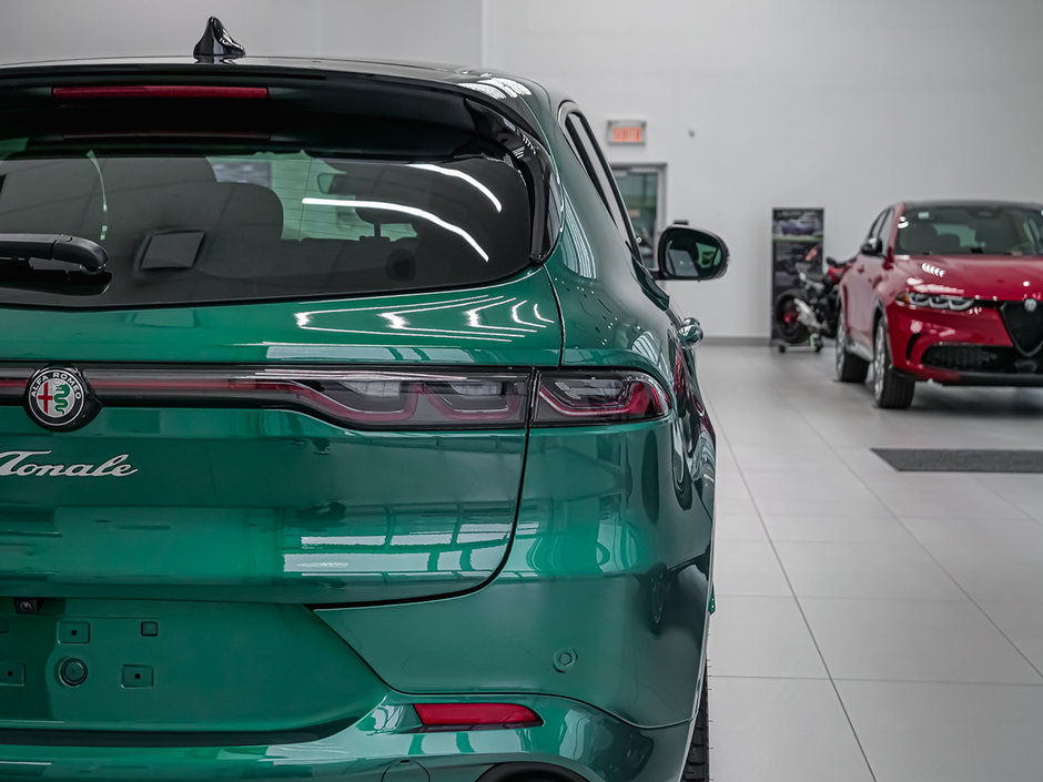 2025 Alfa Romeo TONALE PHEV TRIBUTO-13
