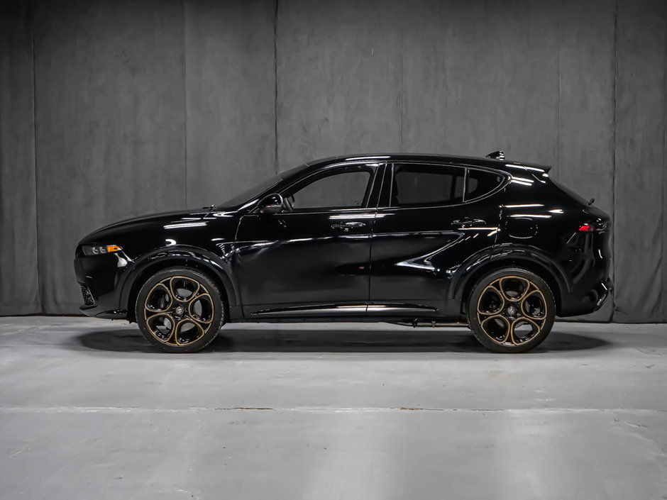 2025 Alfa Romeo TONALE PHEV Intensa-2