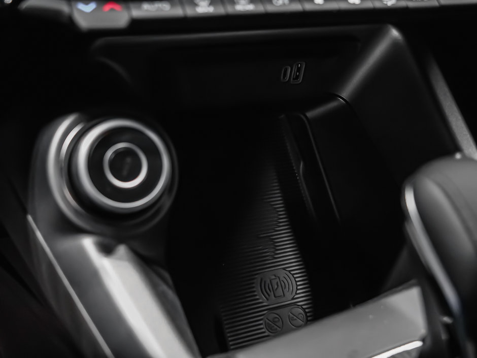 2025 Alfa Romeo TONALE PHEV Intensa-16