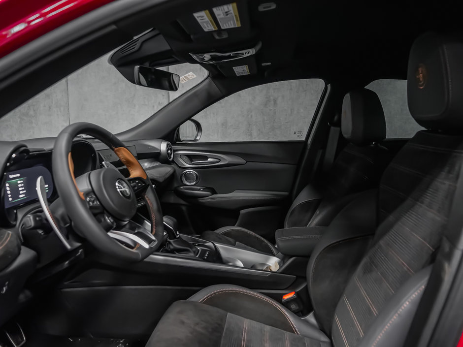 2025 Alfa Romeo TONALE PHEV Intensa-21