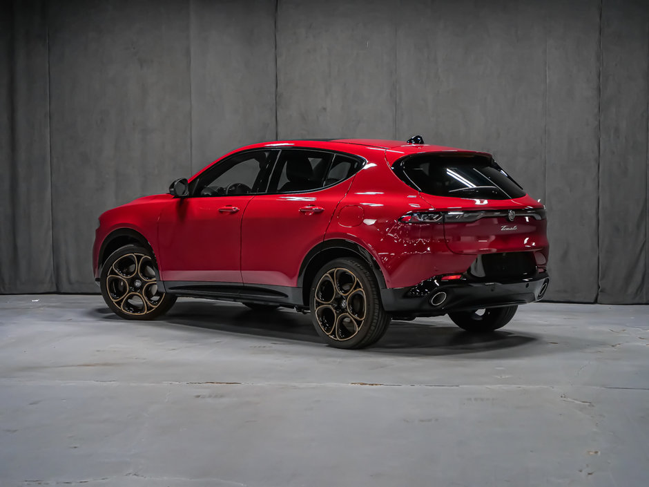 2025 Alfa Romeo TONALE PHEV Intensa-4