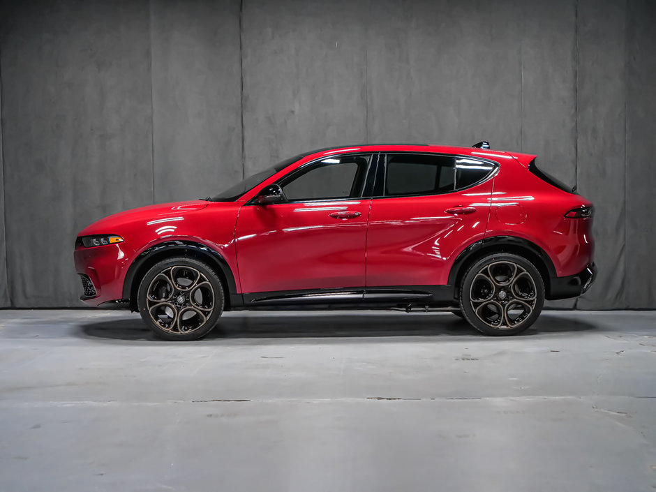 2025 Alfa Romeo TONALE PHEV Intensa-2