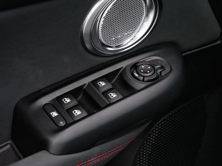 2025 Alfa Romeo Tonale PHEV TRIBUTO-27