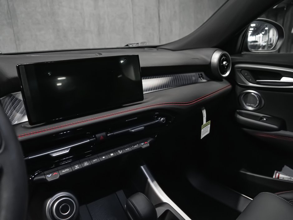 Alfa Romeo Tonale PHEV TRIBUTO 2025-19