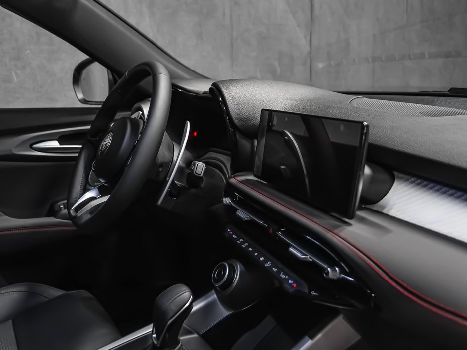 Alfa Romeo Tonale PHEV TRIBUTO 2025-31