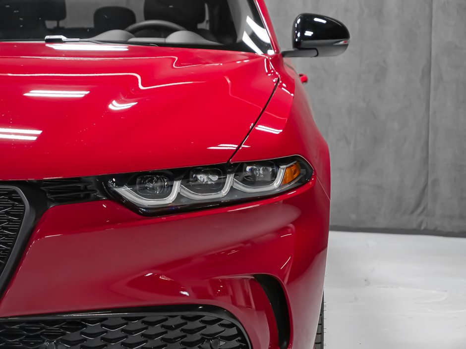 Alfa Romeo Tonale PHEV TRIBUTO 2025-9