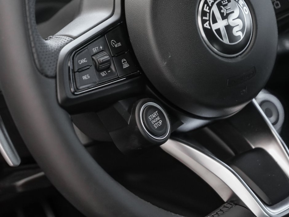 Alfa Romeo Tonale PHEV TONALE 2025-10