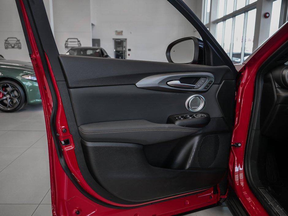 Alfa Romeo Tonale PHEV TONALE 2025-12