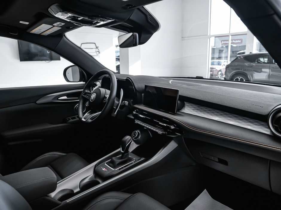 Alfa Romeo Tonale PHEV TONALE 2025-11