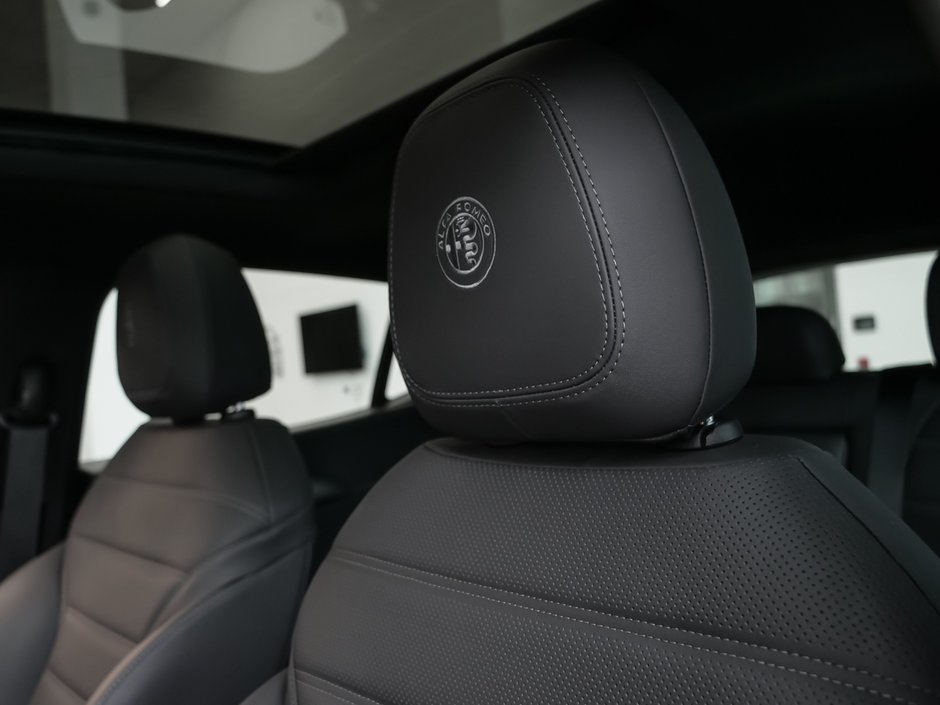 Alfa Romeo Tonale PHEV TONALE 2025-8