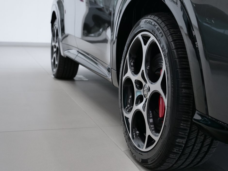 Alfa Romeo Tonale PHEV TONALE 2025-18