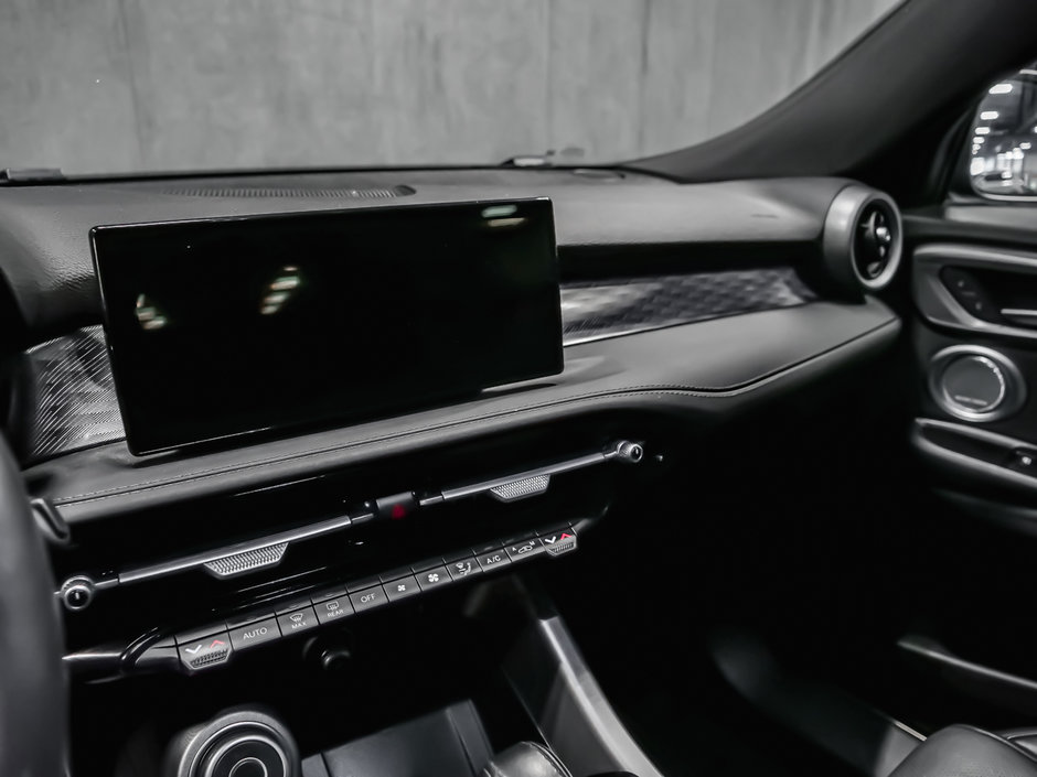 Alfa Romeo Tonale VELOCE 2024-17