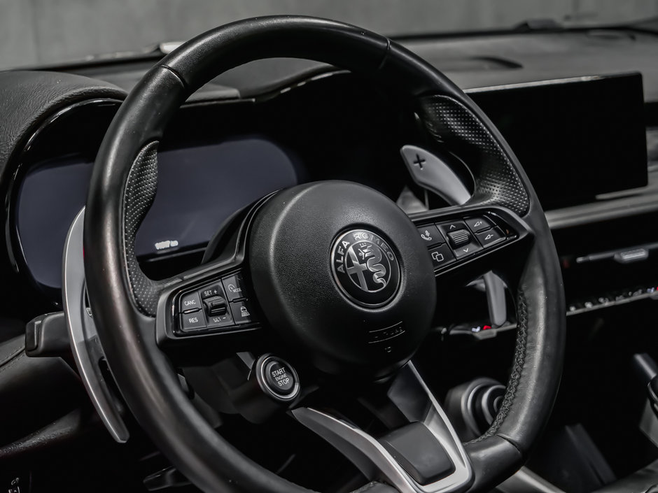Alfa Romeo Tonale VELOCE 2024-13