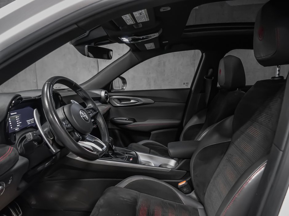 2024 Alfa Romeo Tonale VELOCE-15