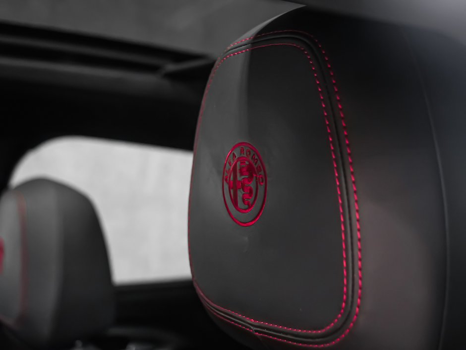 2024 Alfa Romeo Tonale VELOCE-17