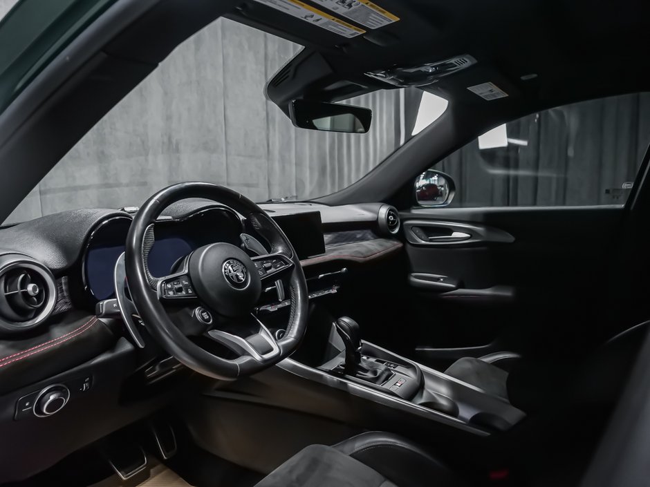 2024 Alfa Romeo Tonale VELOCE-6