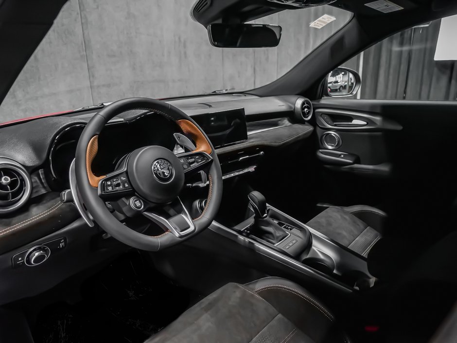 2025 Alfa Romeo Tonale Intensa-6