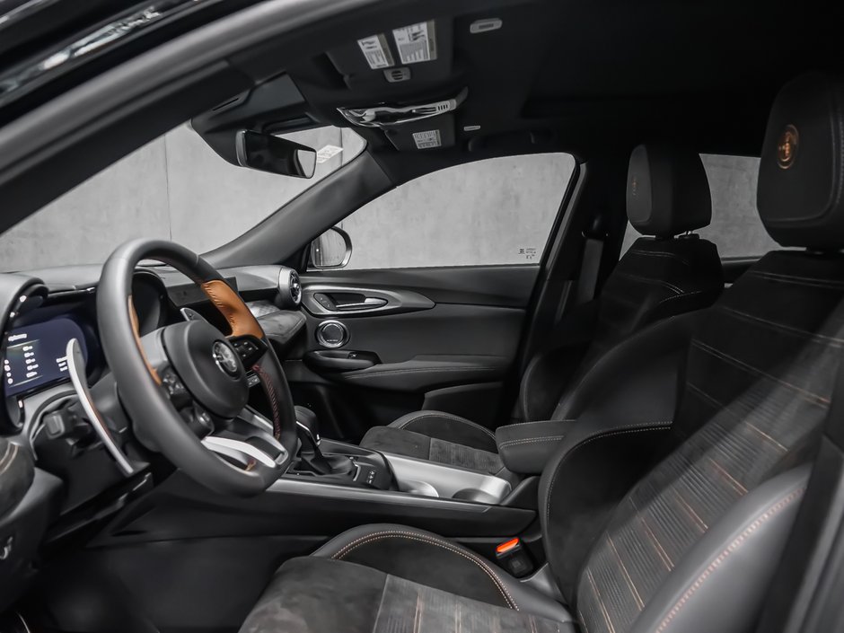 Alfa Romeo TONALE Intensa 2025-18