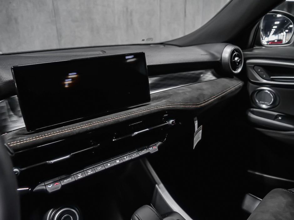 Alfa Romeo TONALE Intensa 2025-13