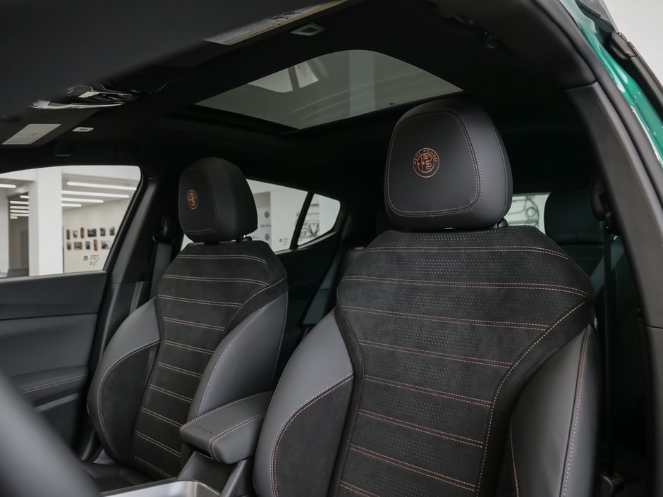 Alfa Romeo Tonale Intensa 2025-18