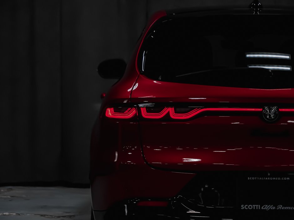 Alfa Romeo Tonale Veloce 2026-10