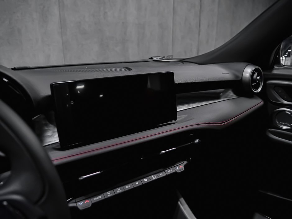 Alfa Romeo Tonale Veloce 2026-10