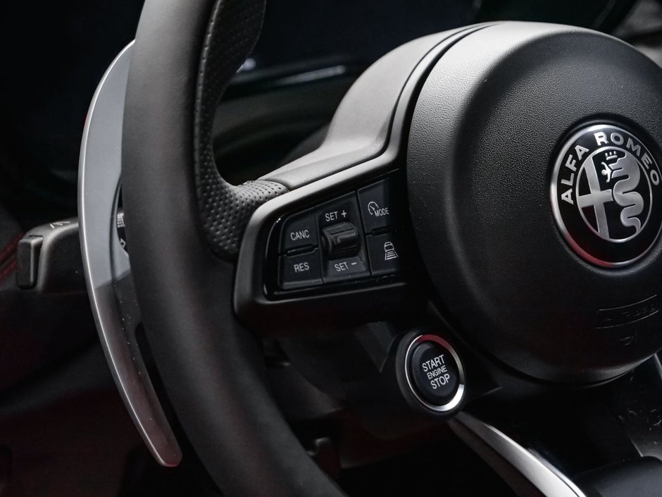 Alfa Romeo Tonale Veloce 2026-21