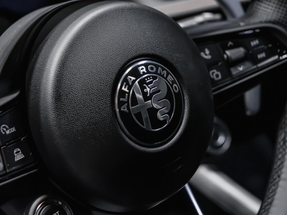 Alfa Romeo Tonale Veloce 2026-24