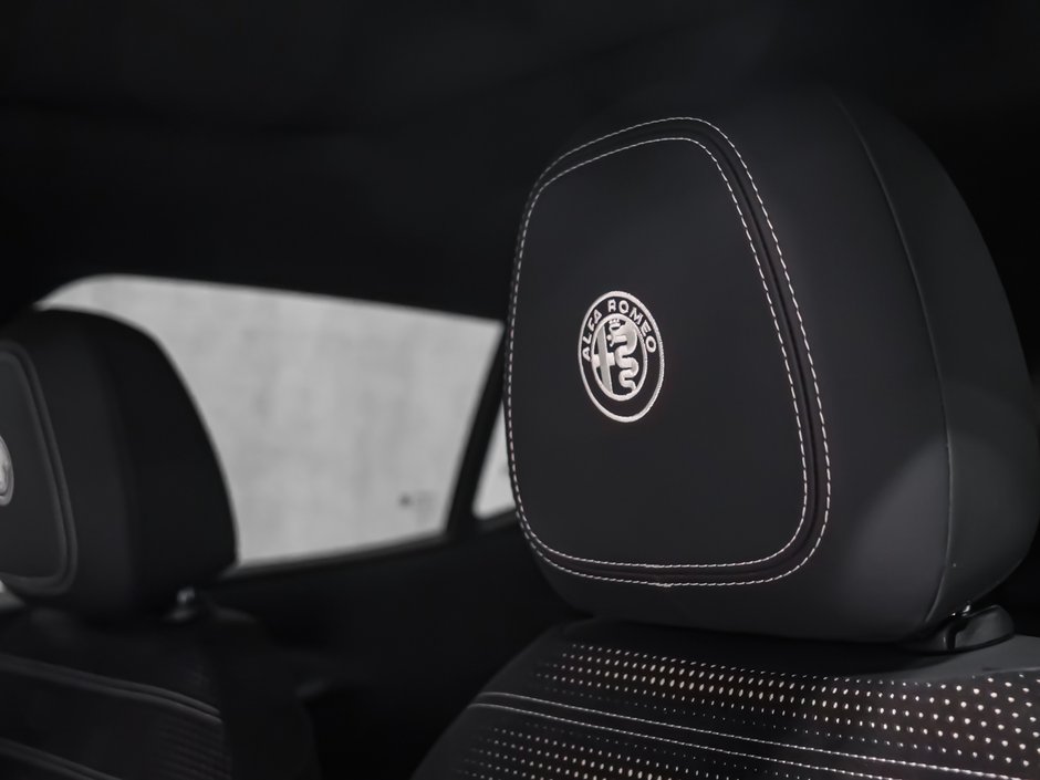 2026 Alfa Romeo Tonale Speciale-23