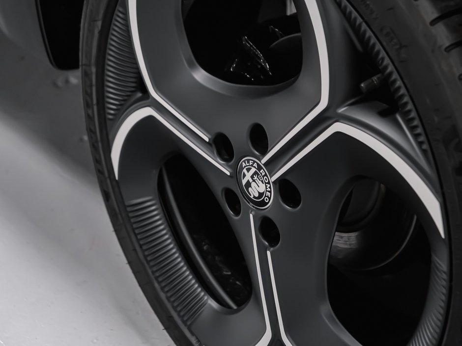 2026 Alfa Romeo Tonale Speciale-9