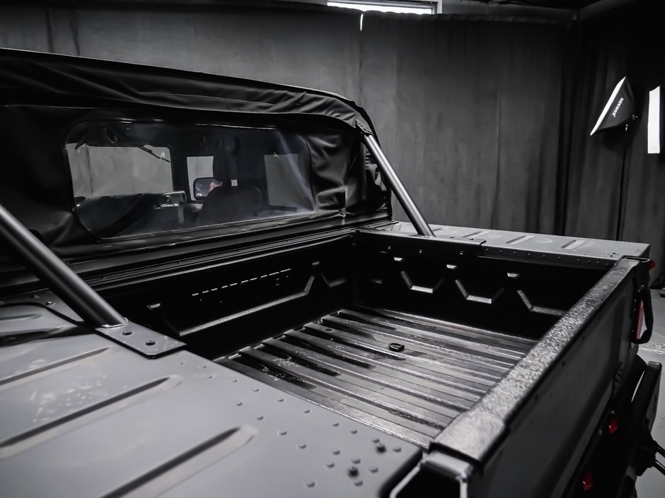 2000 AM General Hummer-8