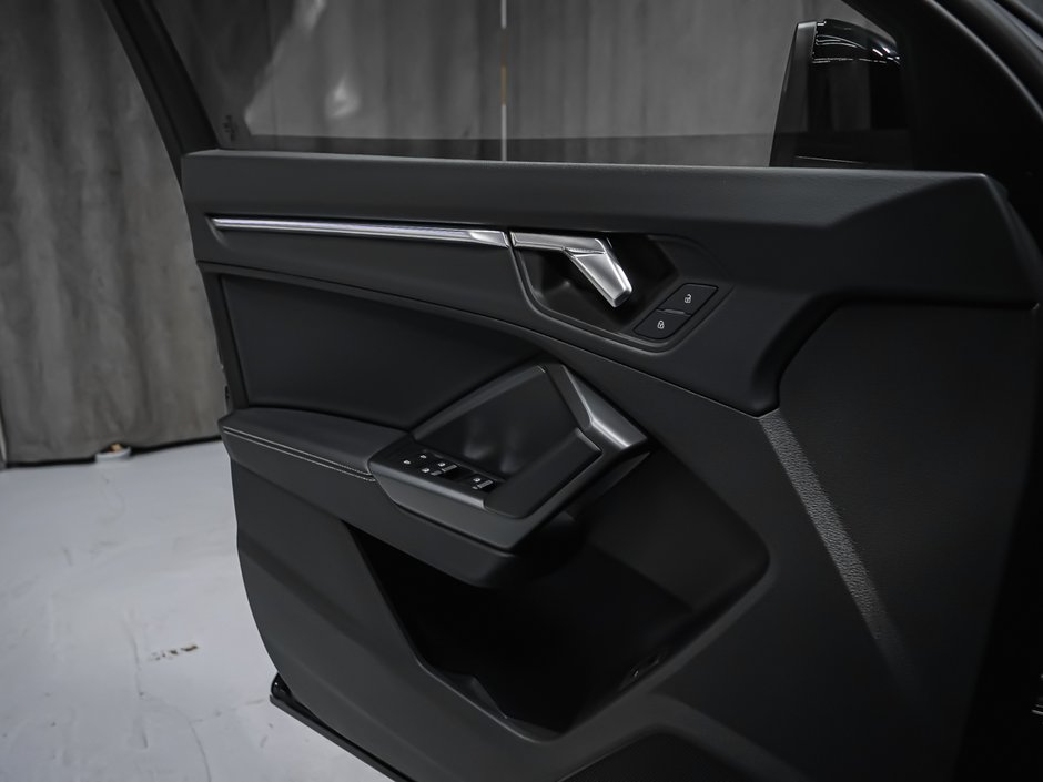 2024 Audi Q3 PROGRESSIV-11