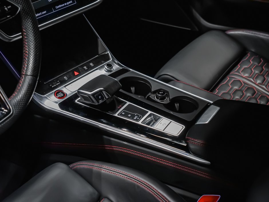 Audi RS 6 Avant  2021-15