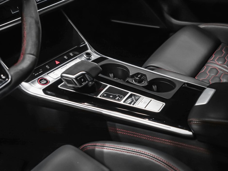 Audi RS 6 Avant  2023-14