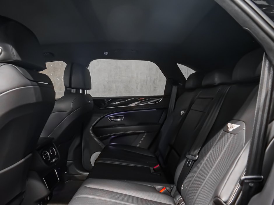 Bentley Bentayga V8 2021-18