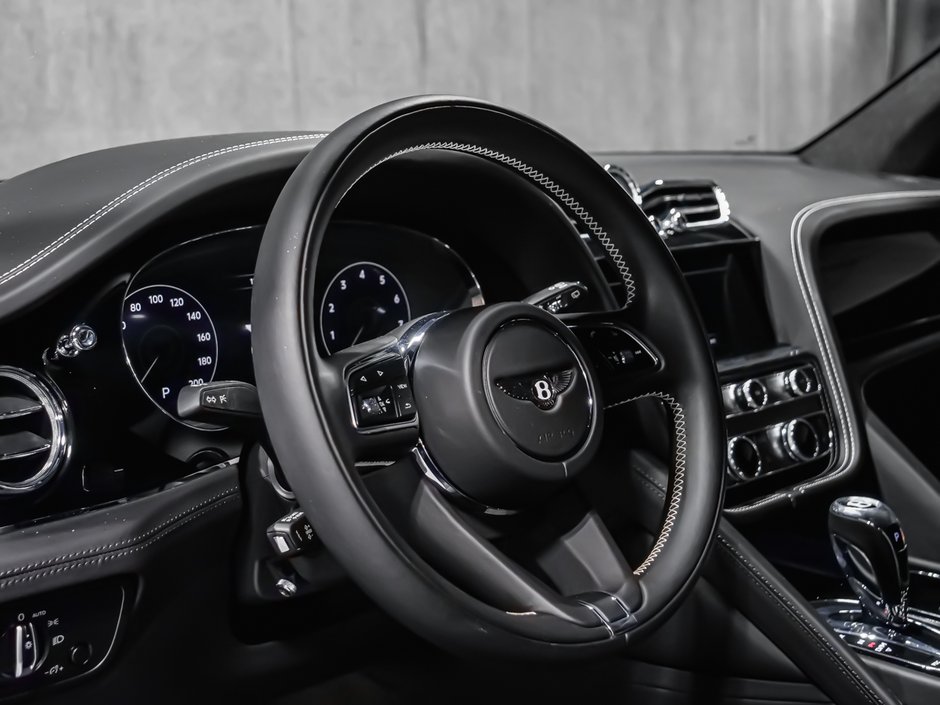 Bentley Bentayga V8 2021-8