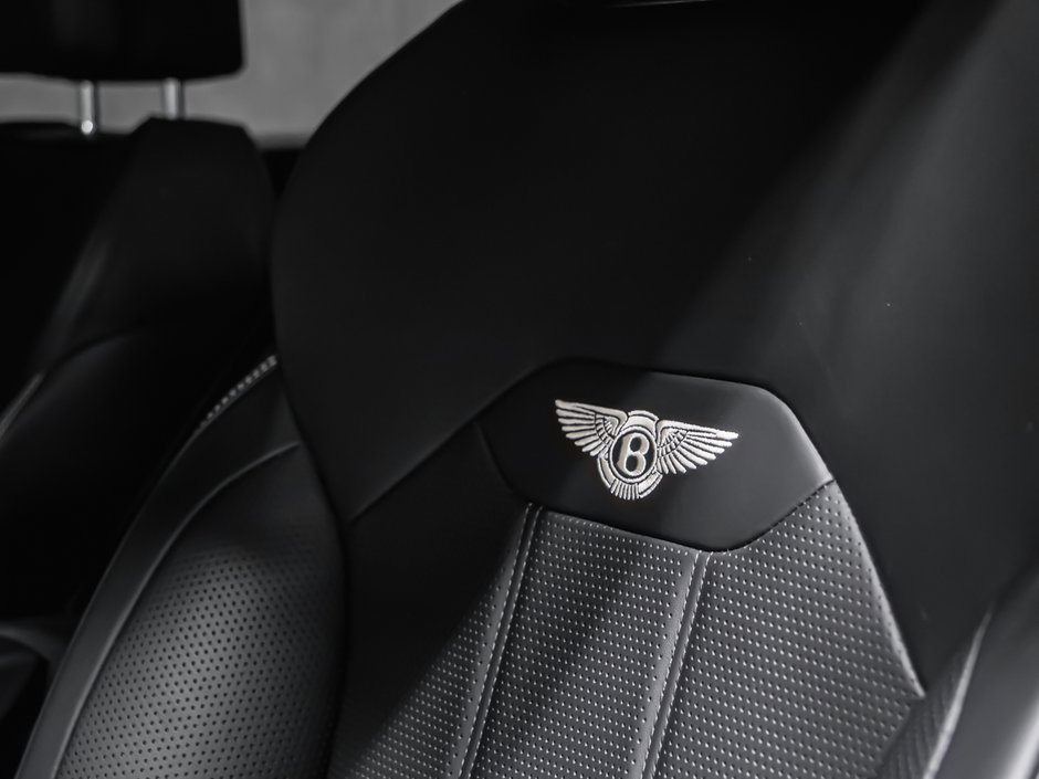 Bentley Bentayga V8 2021-16