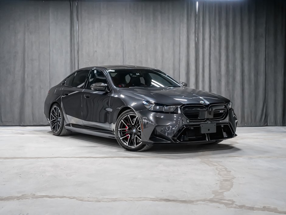 2025 BMW M5-1
