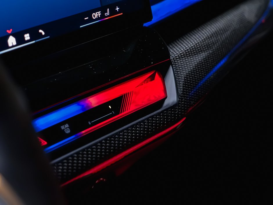 2025 BMW M5-18