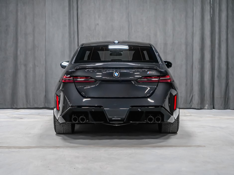 2025 BMW M5-2