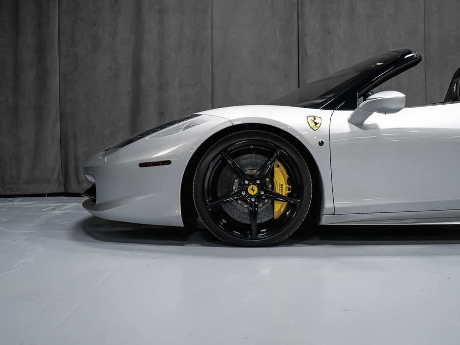 Ferrari 458 Italia  2013-12