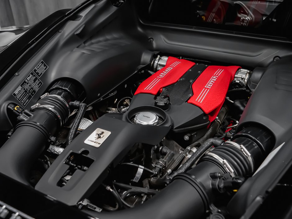 2016 Ferrari 488 GTB-21