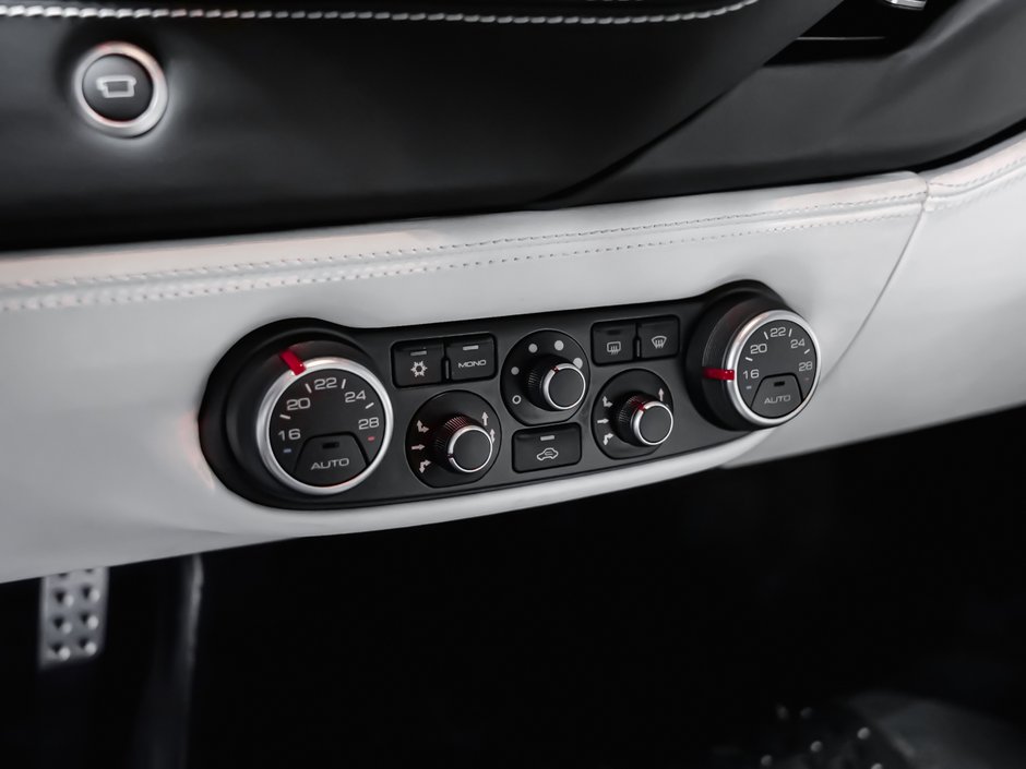 2016 Ferrari 488 GTB-43